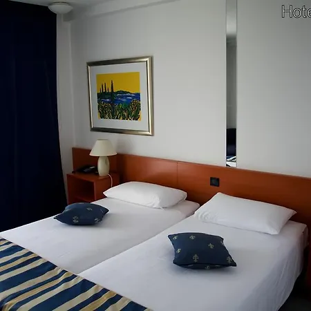 Tamaris Hotel 4*