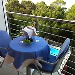 Tamaris Szálloda Novi Vinodolski
