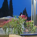 Tamaris Hotel